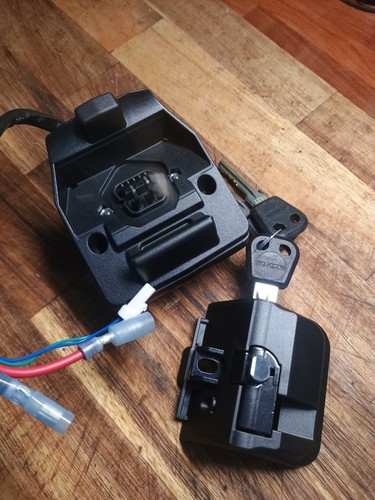 Carrera lock keys - and, mount