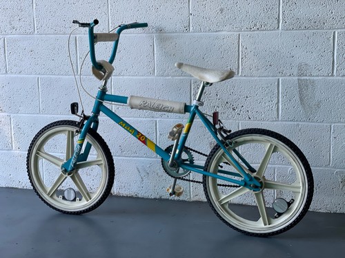 Old school 1980s - school,
