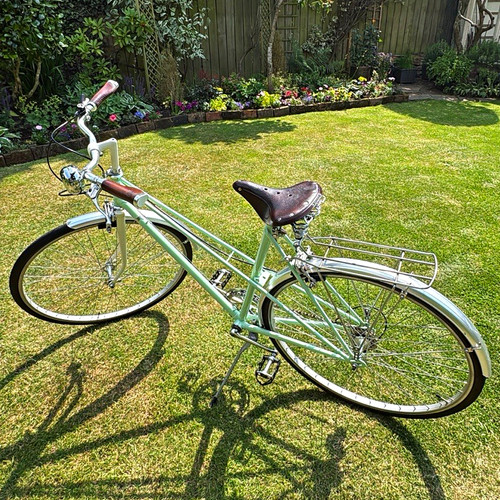 City bike green silver gears - bike,